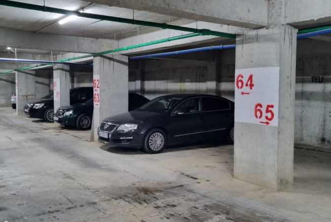 Shtepi me qera Apartament ne Tirane, 2+1, Mobilimi Pjeserisht e mobiluar, Pagesa 65,000  Leke.