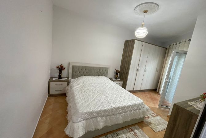 Shtepi me qera Apartament ne Tirane, 1+1, Mobilimi E mobiluar, Pagesa 600  Euro.
