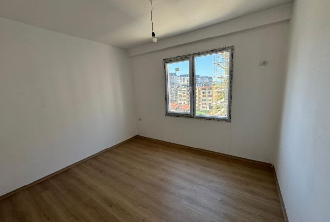Shtepi me qera 2+1 ne Tirane - 550 Euro