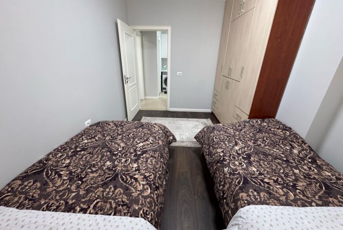 Shtepi me qera Apartament ne Tirane, 2+1, Mobilimi E mobiluar, Pagesa 1,000  Euro.