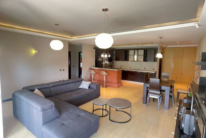 Shtepi me qera 3+1 ne Tirane - 750 Euro