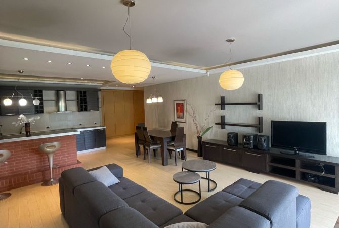 Shtepi me qera Apartament ne Tirane, 3+1, Mobilimi E mobiluar, Pagesa 750  Euro.