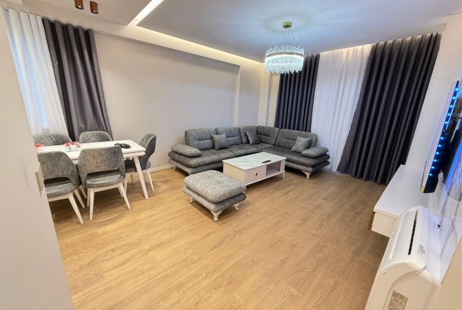 Shtepi ne shitje Apartament ne Tirane, 2+1, Mobilimi E mobiluar, Pagesa 300,000  Euro.