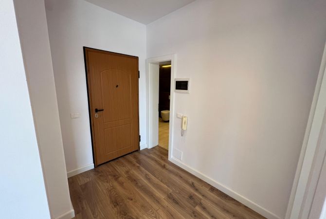Shtepi ne shitje Apartament ne Tirane, 2+1, Mobilimi Bosh, pa mobiluar, Pagesa 212,000  Euro.