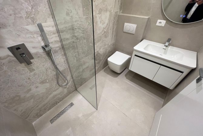 Shtepi ne shitje Apartament ne Tirane, 2+1, Mobilimi Bosh, pa mobiluar, Pagesa 212,000  Euro.