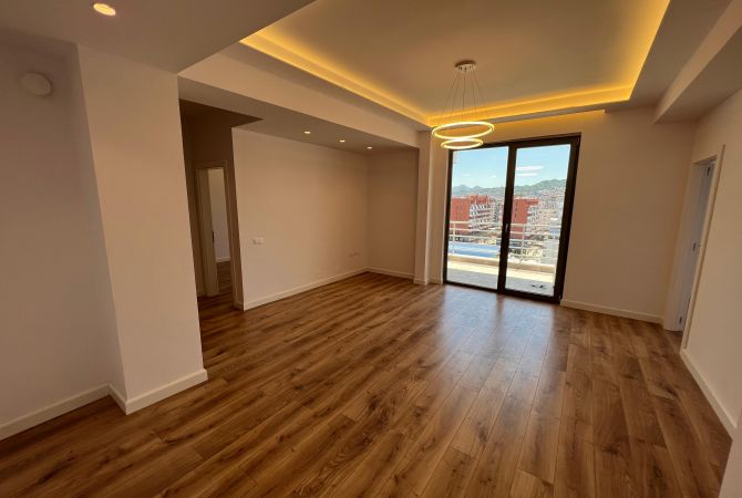 Shtepi ne shitje Apartament ne Tirane, 2+1, Mobilimi Bosh, pa mobiluar, Pagesa 212,000  Euro.