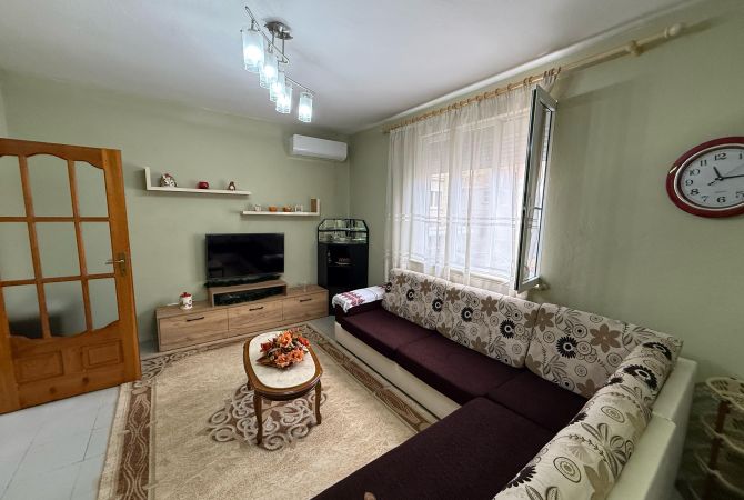 Shtepi me qera 3+1 ne Tirane - 550 Euro