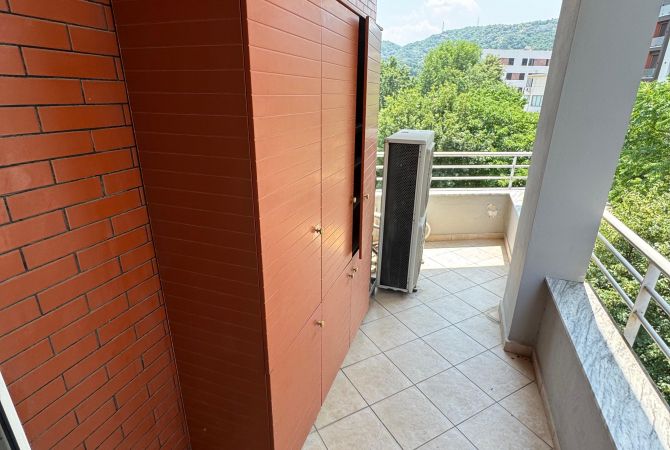Shtepi me qera 3+1 ne Tirane - 750 Euro