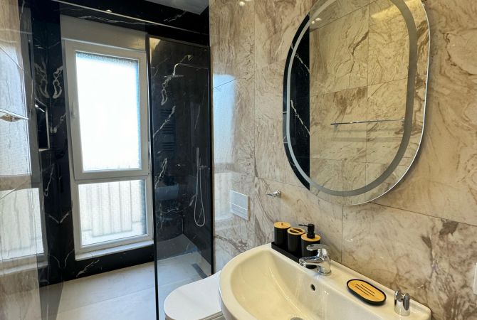 Shtepi me qera Apartament ne Tirane, 2+1, Mobilimi E mobiluar, Pagesa 750  Euro.