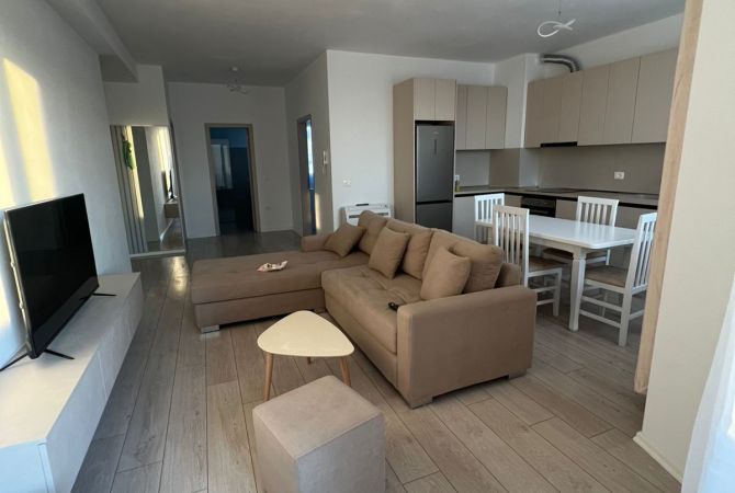 Shtepi me qera Apartament ne Tirane, 2+1, Mobilimi E mobiluar, Pagesa 600  Euro.