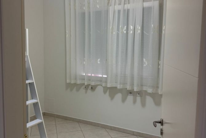 Shtepi me qera 2+1 ne Tirane - 600 Euro
