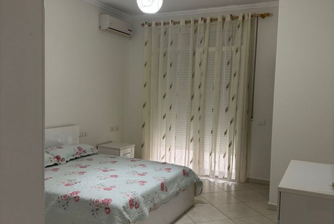 Shtepi me qera Apartament ne Tirane, 2+1, Mobilimi E mobiluar, Pagesa 600  Euro.