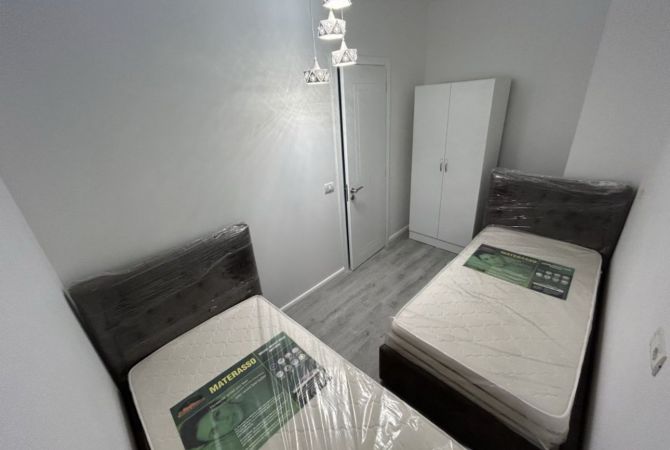 Shtepi me qera 2+1 ne Tirane - 670 Euro
