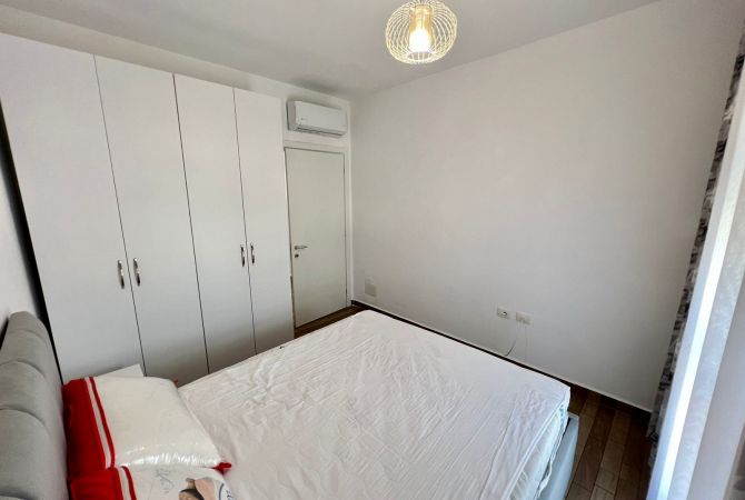 Shtepi me qera Apartament ne Tirane, 2+1, Mobilimi E mobiluar, Pagesa 55,000  Leke.