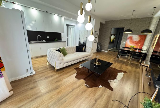 Shtepi me qera Apartament ne Tirane, 2+1, Mobilimi E mobiluar, Pagesa 700  Euro.