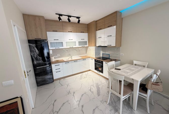 Shtepi me qera 1+1 ne Tirane - 450 Euro