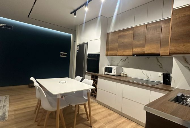 Shtepi me qera 2+1 ne Tirane - 600 Euro
