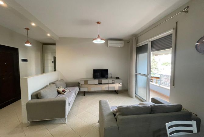 Shtepi ne shitje 1+1 ne Tirane - 140,000 Euro