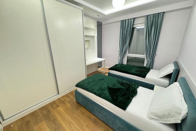 Shtepi me qera Apartament ne Tirane, 2+1, Mobilimi E mobiluar, Pagesa 1,200  Euro.