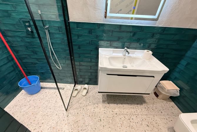 Shtepi ne shitje Apartament ne Tirane, Garsoniere, Mobilimi E mobiluar, Pagesa 220,000  Euro.