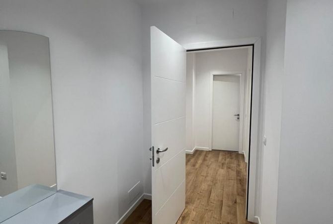 Shtepi me qera 2+1 ne Tirane - 900 Euro
