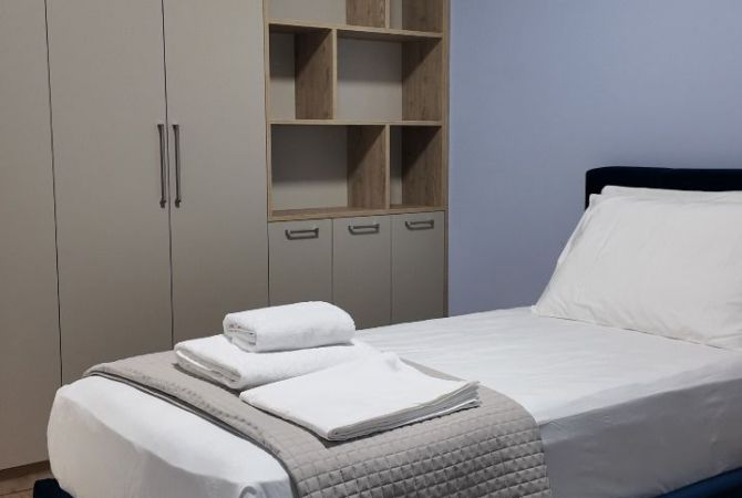 Shtepi me qera 2+1 ne Tirane - 1,100 Euro