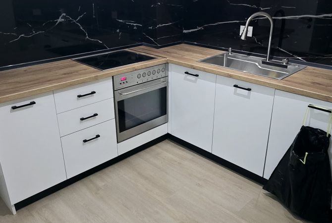 Shtepi me qera 3+1 ne Tirane - 1,100 Euro