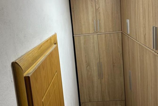 Shtepi me qera Apartament ne Tirane, 2+1, Mobilimi E mobiluar, Pagesa 600  Euro.