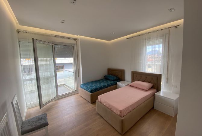 Shtepi me qera 2+1 ne Tirane - 500 Euro