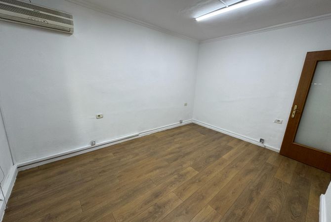 Shtepi me qera Apartament ne Tirane, 1+1, Mobilimi Bosh, pa mobiluar, Pagesa 450  Euro.