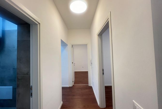 Ambient biznesi me qera 3+1 ne Tirane - 850 Euro
