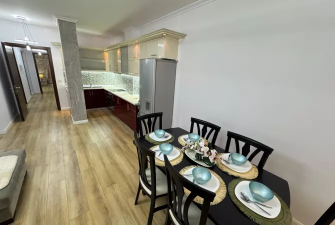 Shtepi ne shitje Apartament ne Tirane, 2+1, Mobilimi E mobiluar, Pagesa 147,000  Euro.