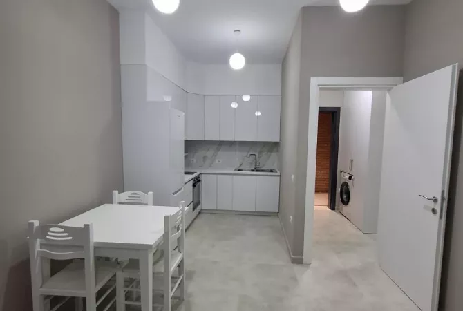 Shtepi me qera 1+1 ne Tirane - 600 Euro