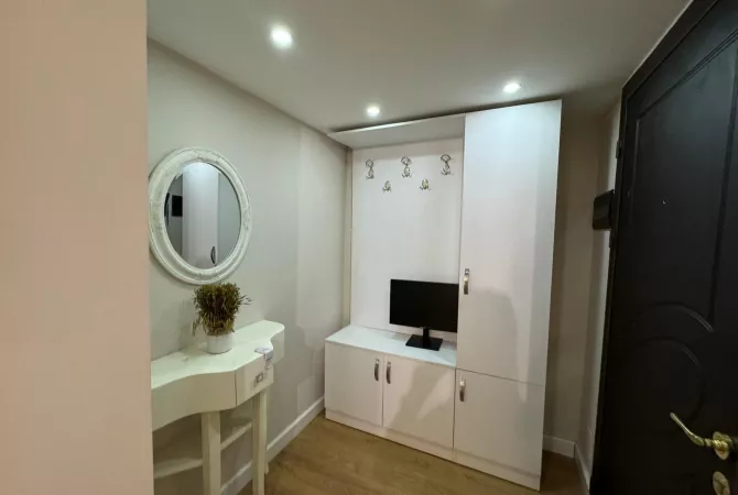 Shtepi me qera Apartament ne Tirane, 2+1, Mobilimi E mobiluar, Pagesa 65,000  Leke.