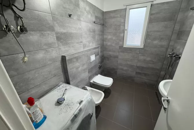 Shtepi me qera 1+1 ne Tirane - 420 Euro