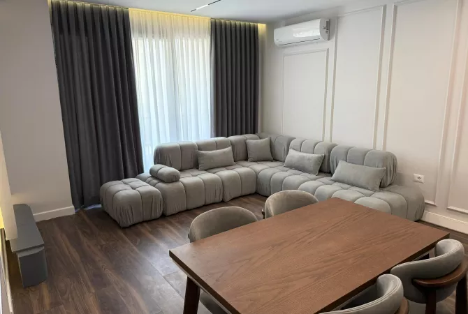 Shtepi me qera Apartament ne Tirane, 2+1, Mobilimi E mobiluar, Pagesa 1,000  Euro.
