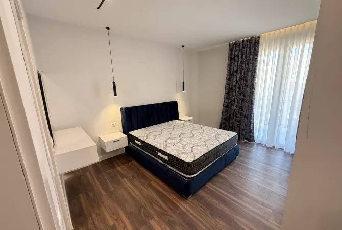 Shtepi me qera Apartament ne Tirane, 2+1, Mobilimi E mobiluar, Pagesa 1,000  Euro.