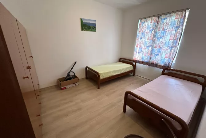 Shtepi me qera Apartament ne Tirane, 3+1, Mobilimi E mobiluar, Pagesa 50,000  Leke.