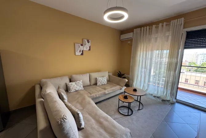 Shtepi me qera Apartament ne Tirane, 1+1, Mobilimi E mobiluar, Pagesa 60,000  Leke.