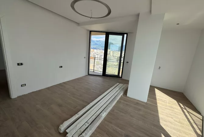 Shtepi ne shitje 3+1 ne Tirane - 320,000 Euro