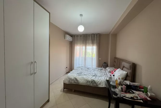 Shtepi me qera Apartament ne Tirane, 2+1, Mobilimi E mobiluar, Pagesa 550  Euro.