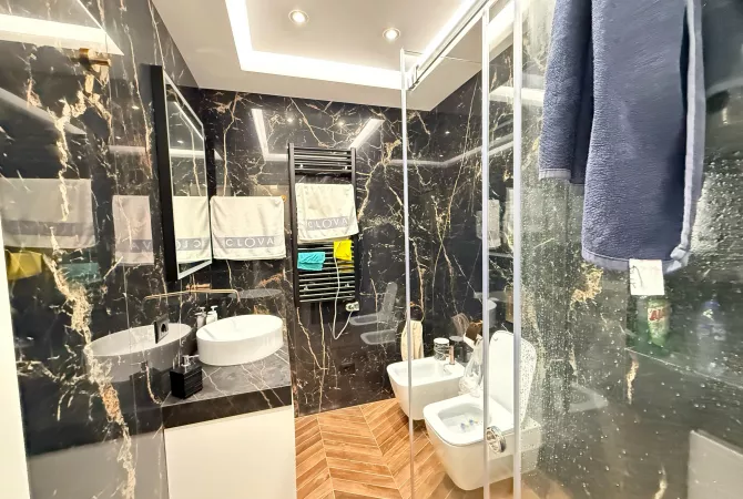 Shtepi me qera Apartament ne Tirane, 2+1, Mobilimi E mobiluar, Pagesa 1,500  Euro.