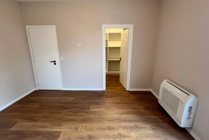 Shtepi me qera 2+1 ne Tirane - 550 Euro