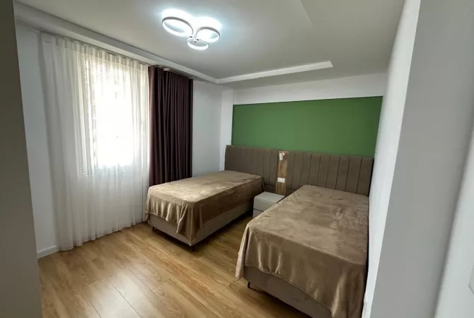 Shtepi me qera Apartament ne Tirane, 2+1, Mobilimi E mobiluar, Pagesa 1,400  Euro.