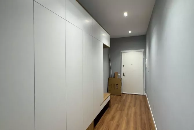 Shtepi me qera 2+1 ne Tirane - 800 Euro