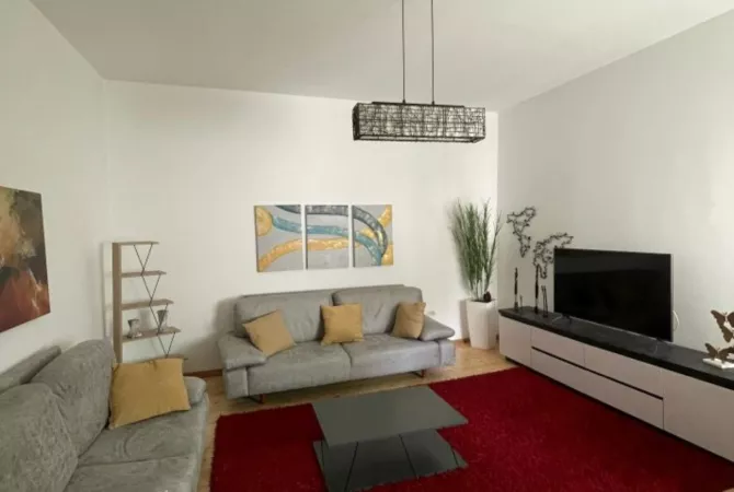 Shtepi me qera Apartament ne Tirane, 1+1, Mobilimi E mobiluar, Pagesa 600  Euro.