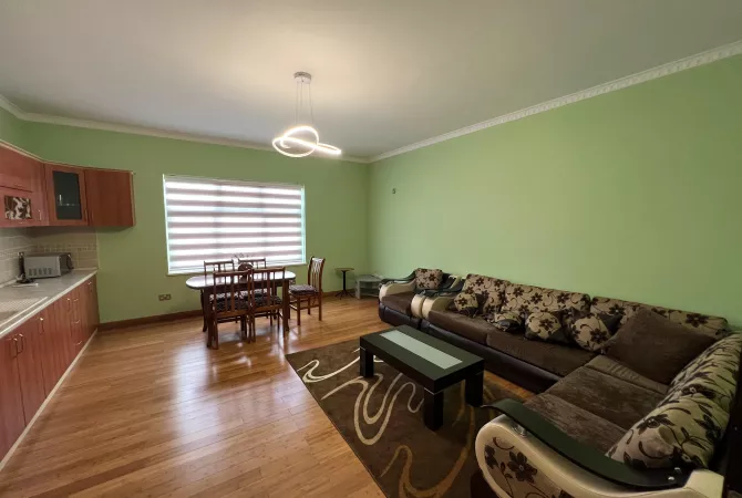 Shtepi me qera 2+1 ne Tirane - 450 Euro