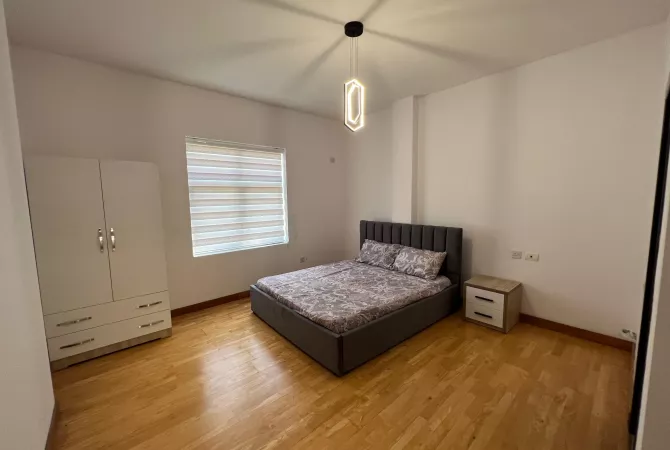 Shtepi me qera Apartament ne Tirane, 2+1, Mobilimi E mobiluar, Pagesa 450  Euro.