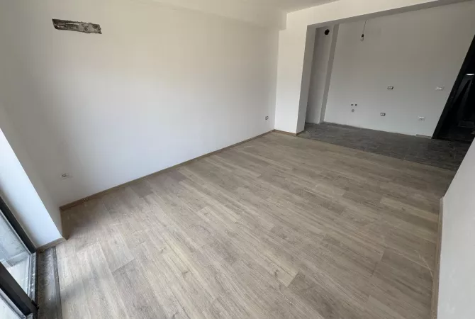 Shtepi ne shitje 2+1 ne Tirane - 176,000 Euro