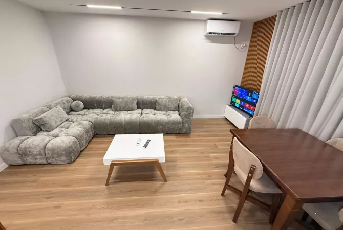 Shtepi me qera 2+1 ne Tirane - 800 Euro